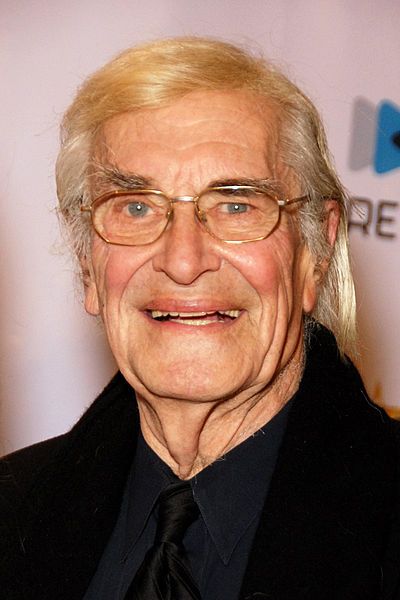 File:Martin Landau 2010.jpg