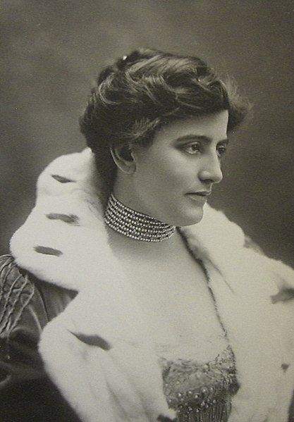 File:Maxine Elliott, 1905.jpg