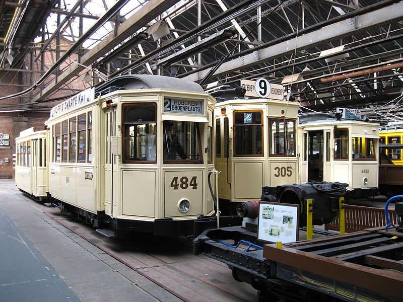 File:Miva trams.JPG