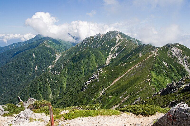 File:Mt.Utsugidake 11.jpg