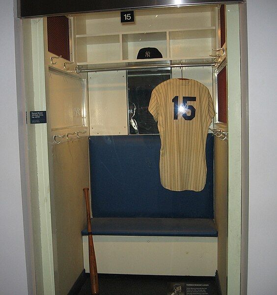 File:Munson Locker.JPG