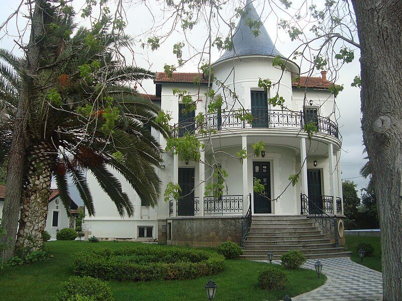 File:Villa Crove1.JPG