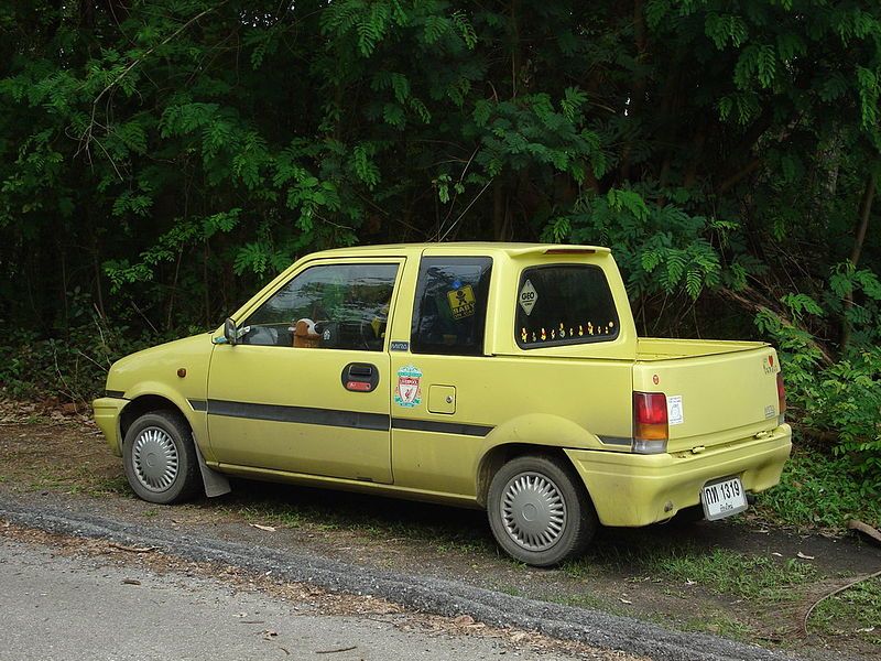 File:Yellow Daihatsu Mira.jpg