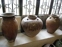 Secondary burial jars