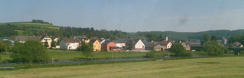 File:Erpeldange Panorama.jpg