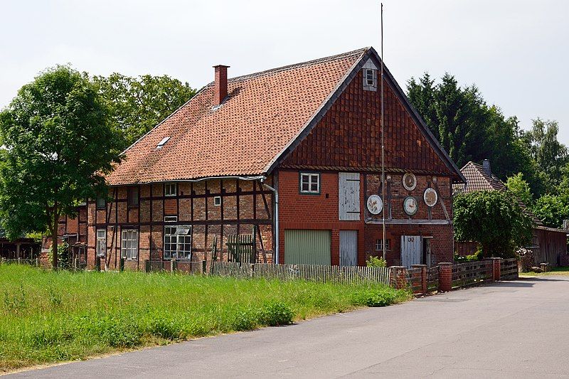 File:Haus Sophiental Kampweg.jpg