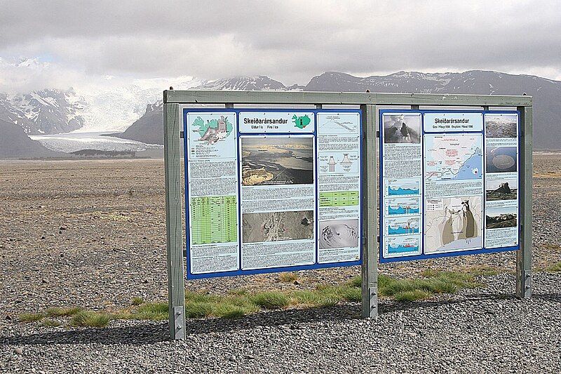 File:Iceland 2008-05-25 (2597414926).jpg