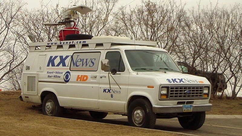 File:KX News Van.jpg