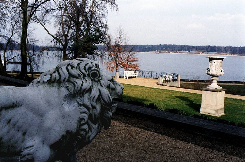 File:Lake Wannsee Berlin.jpg