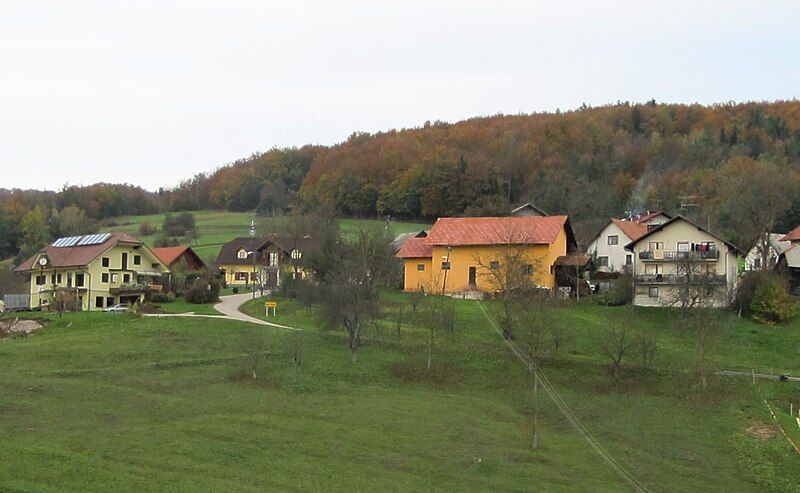 File:Mali Konec Slovenia.JPG