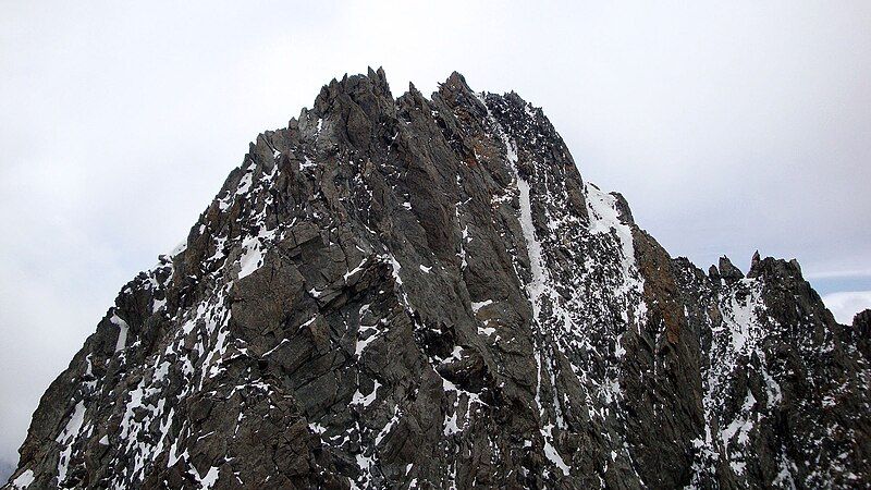 File:Monte Brouillard.jpg