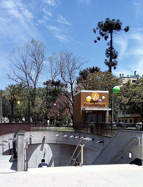 File:ParqueAlmagro54.jpg