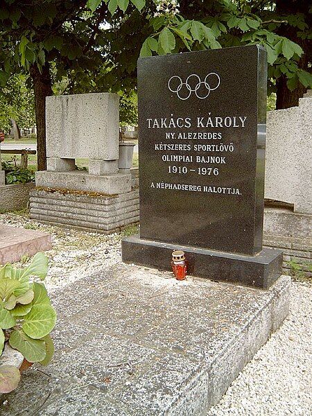 File:Takács Károly sírja.jpg