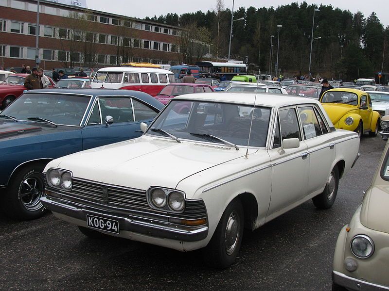 File:Toyota Crown Lahti.JPG