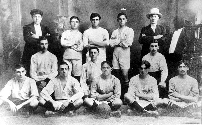 File:Velez team 1910.jpg