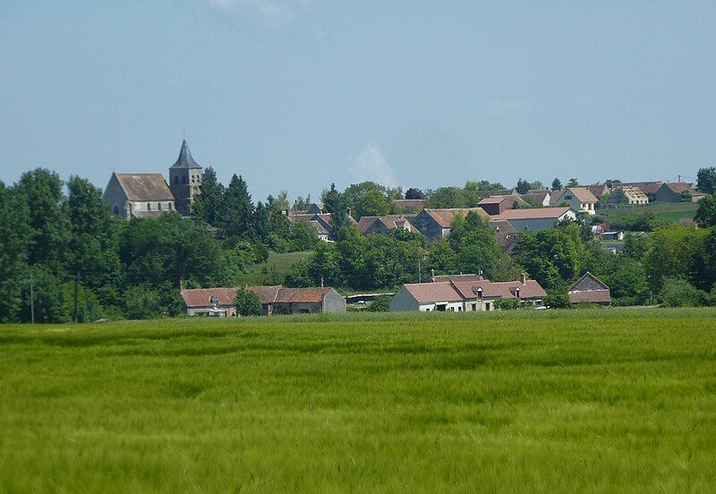 File:Villenauxe-la-Petite village.jpg