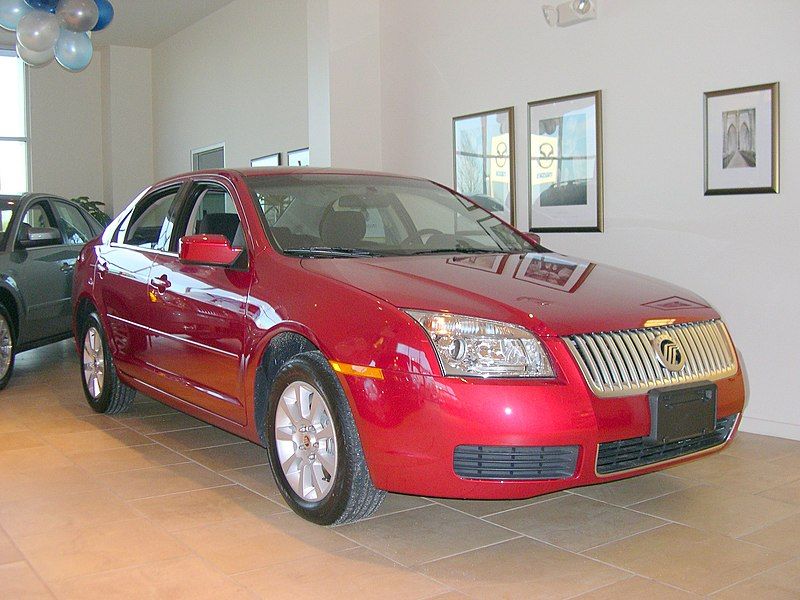 File:2006 Mercury Milan.JPG