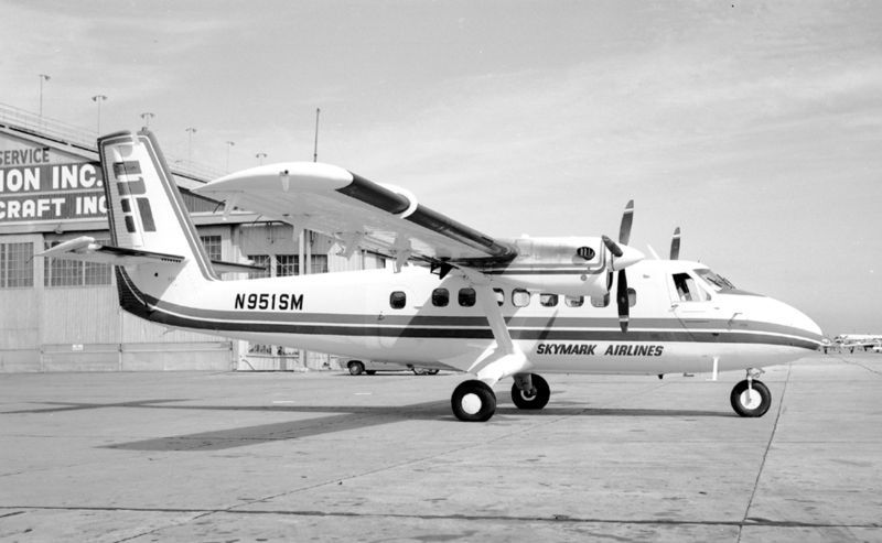 File:DHC-6Skymark951SM68 (4433369703).jpg