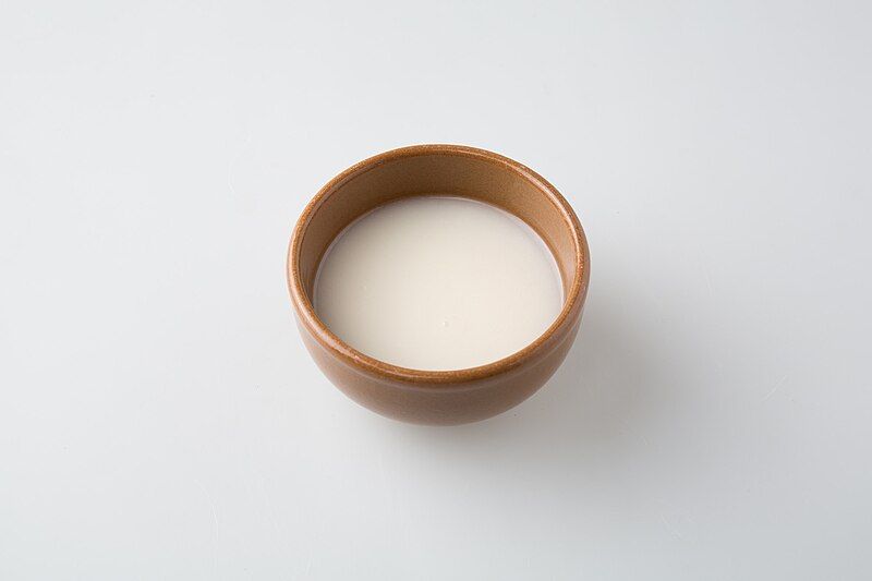 File:Makgeolli 2.jpg