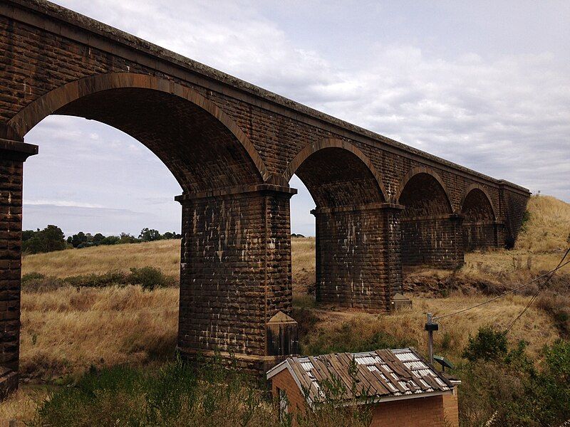 File:Malmsbury Viaduct.jpg