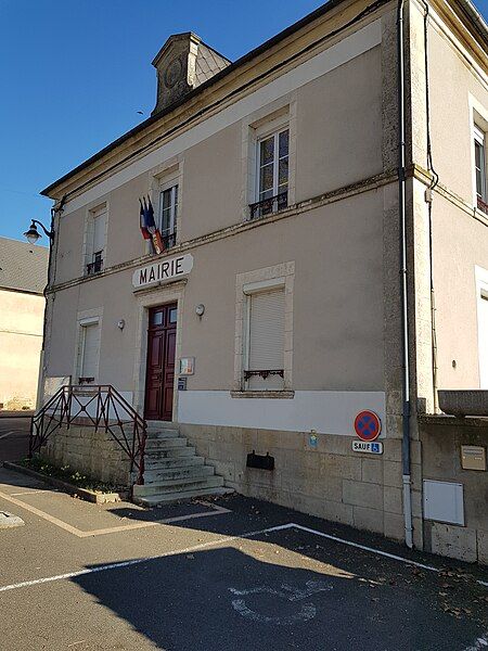 File:Mesves-sur-Loire mairie.jpg