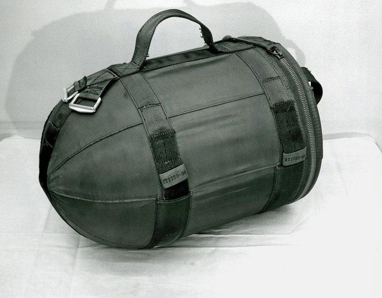 File:SADM carry bag.jpg