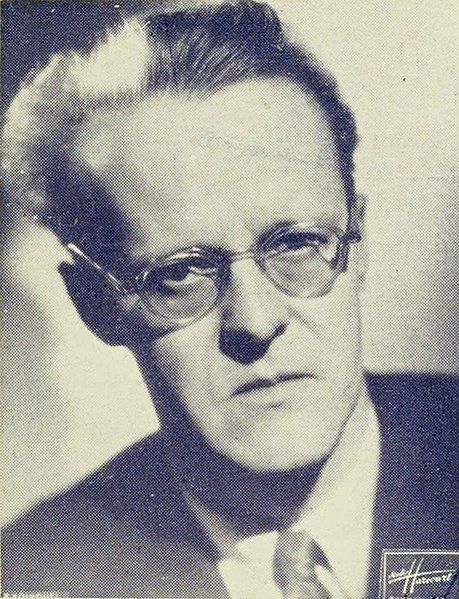 File:Steve Passeur 1942.jpg