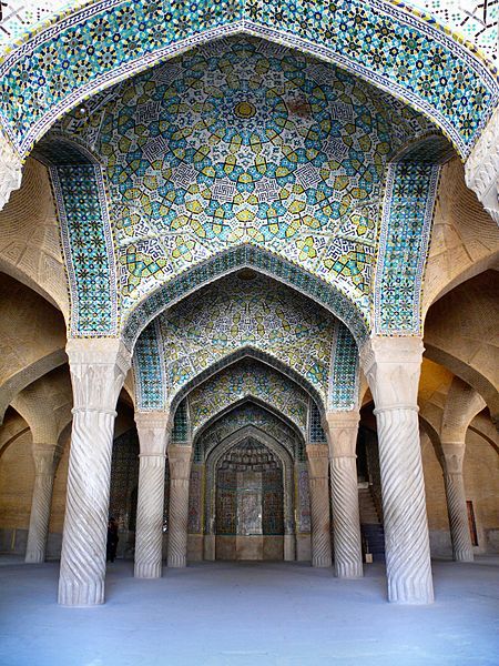 File:Vakil Mosque Shabestan.jpg