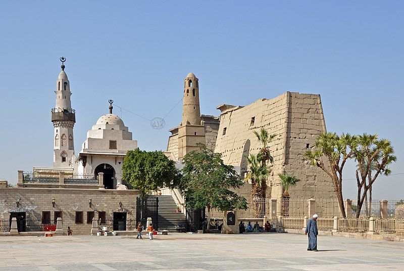 File:Abu el-Haggag R01.jpg