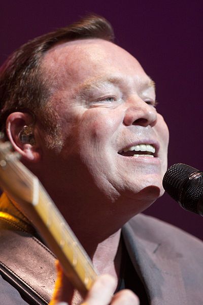 File:Ali Campbell (6760363831).jpg