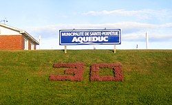 Sainte-Perpétue Welcome sign