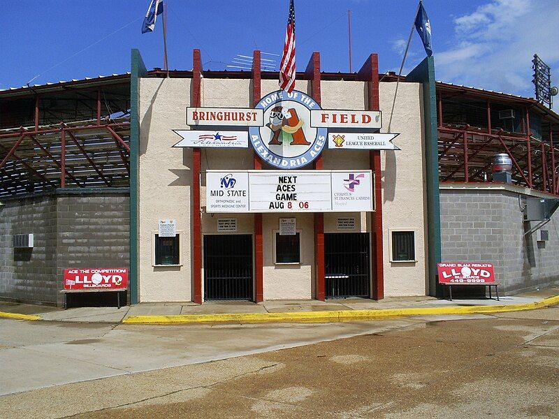 File:Bringhurst Stadium Entrance.JPG