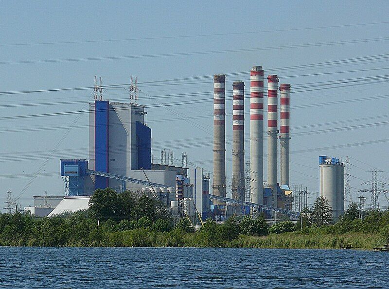 File:Elektrownia Pątnów.jpg