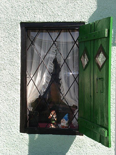 File:Green window.JPG