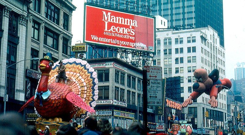 File:Macys-parade-1979.jpg