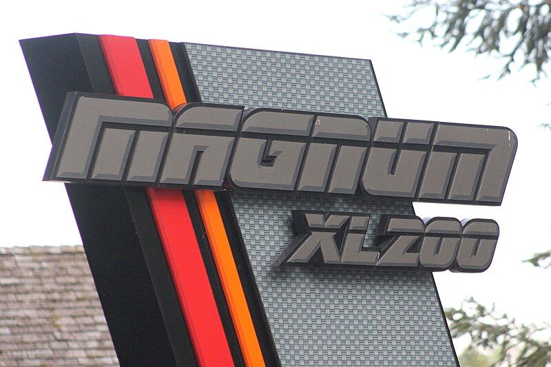 File:Magnum XL-200 sign.jpg