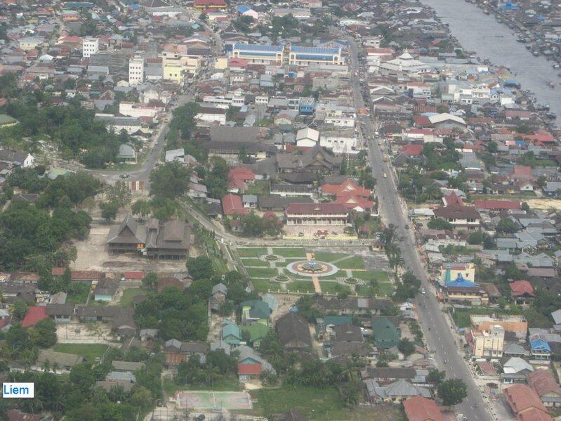 File:Pangkalan Bun.JPG