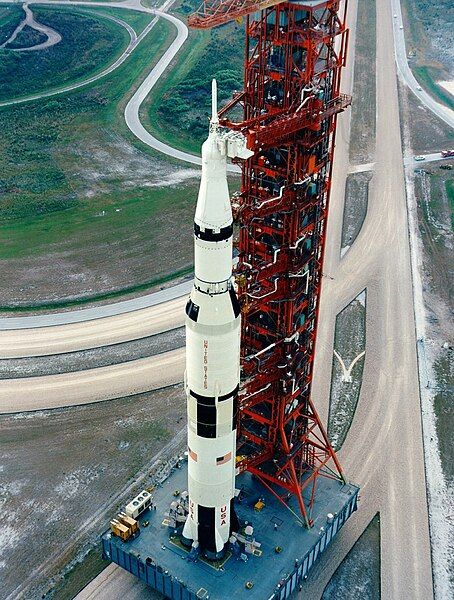 File:Saturn V aerial.jpg