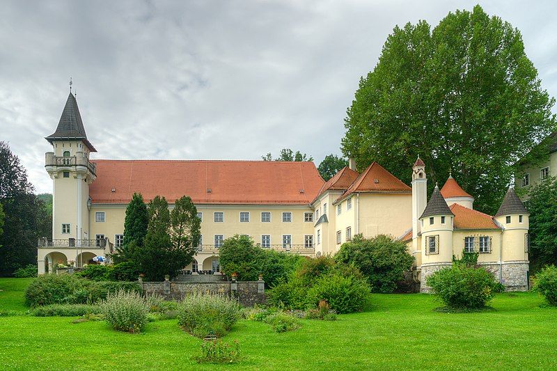 File:Schloss Sooß 2011.jpg