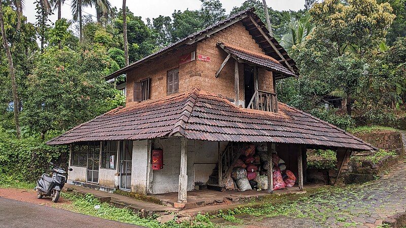 File:Tholambra post office.jpg