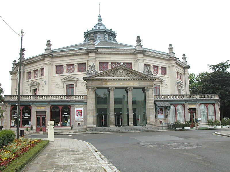 File:Cirque municipal Amiens.jpg