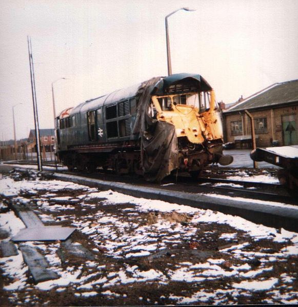 File:Damaged Class 31.jpg