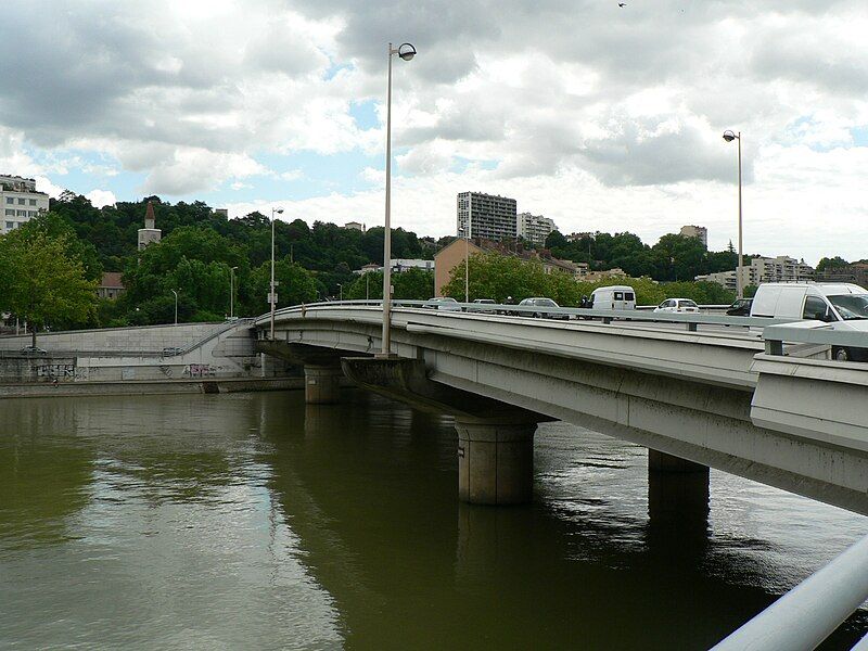 File:Pont-S04-Clemenceau-05.JPG