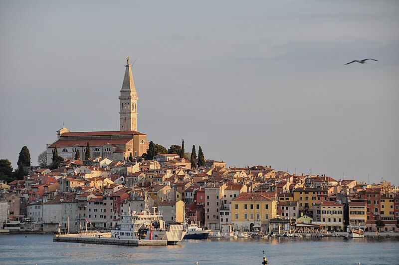 File:Rovinj Sunrise.jpg