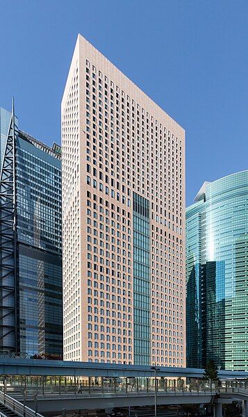 File:Shiodome Tower 2024.jpg