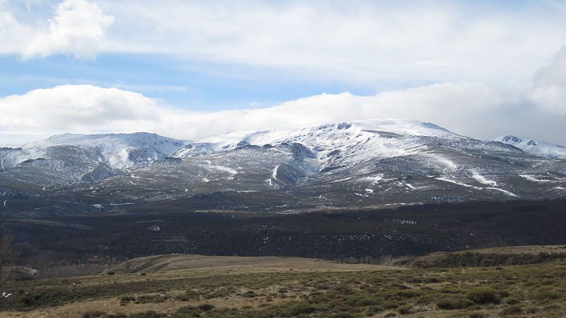 File:Teleno nevado.jpg