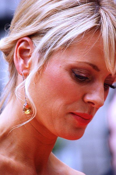 File:Tess Daly.jpg