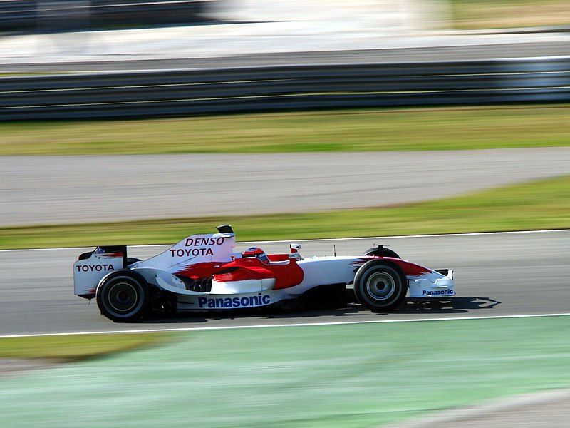 File:Toyota-Timo Glock-2008.jpg