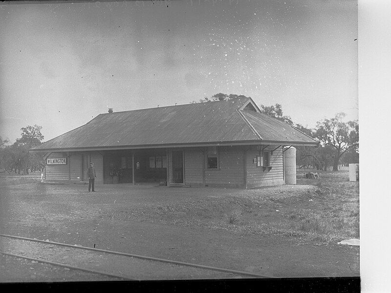 File:Wilmington Railway Station(GN02199).jpg