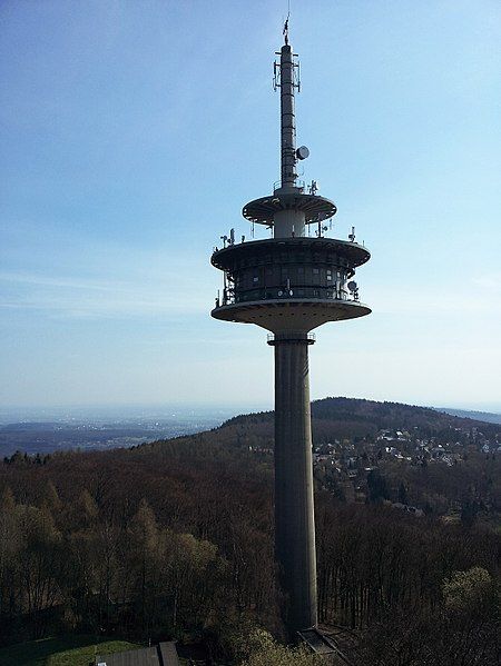 File:Atzelberg Fernmeldeturm.jpg